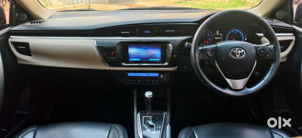 Toyota Corolla Altis 2013-2017 Vl At, 2016, Petrol