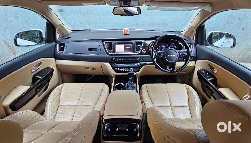 Kia Carnival Limousine Plus 7 Str, 2022, Diesel