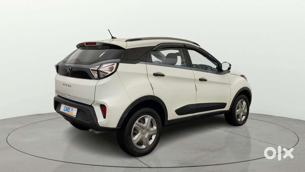 Tata Nexon 1.2 Revotron Xma, 2020, Petrol