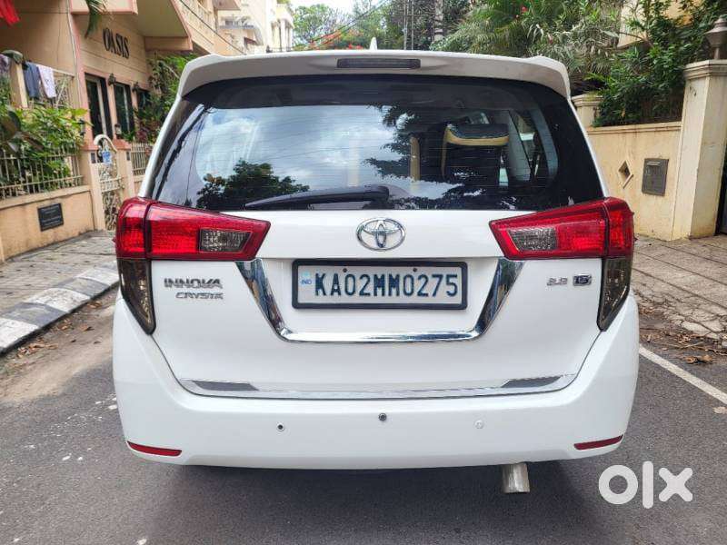 Toyota Innova Crysta 2.7 Gx At 8s, 2016, Petrol