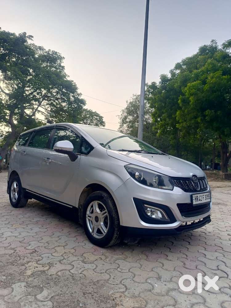 Mahindra Marazzo M6, 2018, Diesel