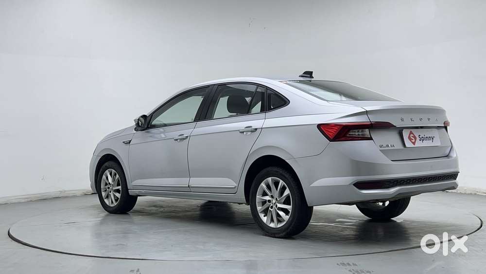 Skoda Slavia Ambition 1.0l Tsi Mt, 2023, Petrol