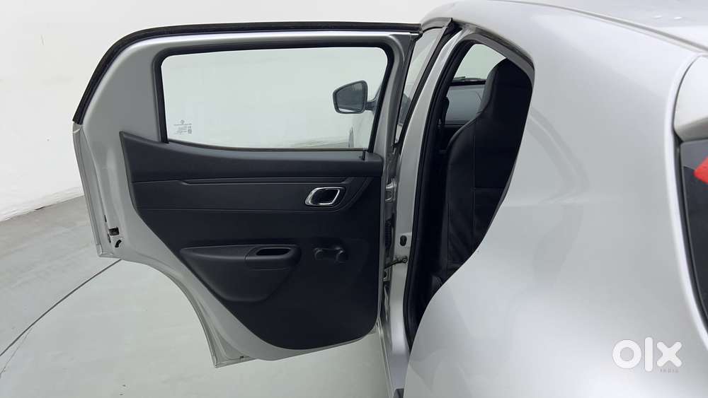 Renault Kwid 2019-ongoing 1.0 Rxt (o), 2019, Petrol