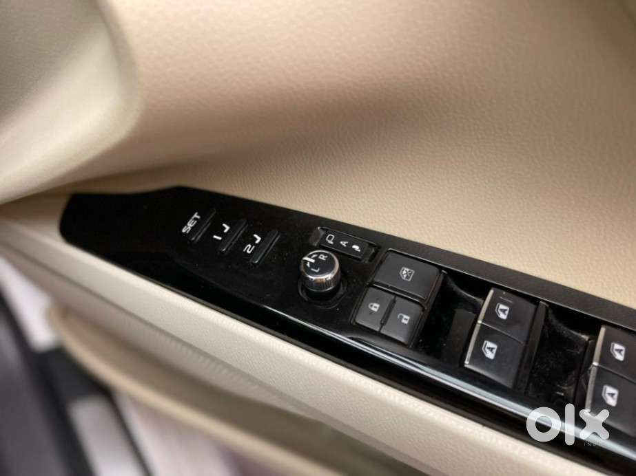 Toyota Camry Hybrid, 2021, Petrol