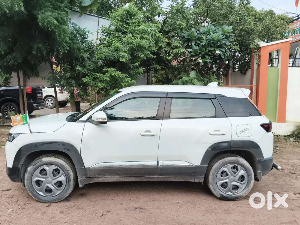 Maruti Suzuki Brezza Lxi 2022