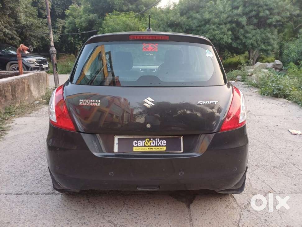 Maruti Suzuki Swift Lxi Optional-o, 2017, Petrol