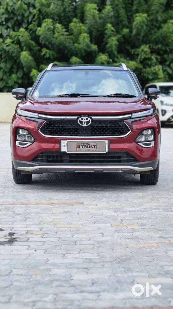 Toyota Urban Cruiser Taisor V 1.0 Petrol Mt Dual Tone, 2025, Petrol