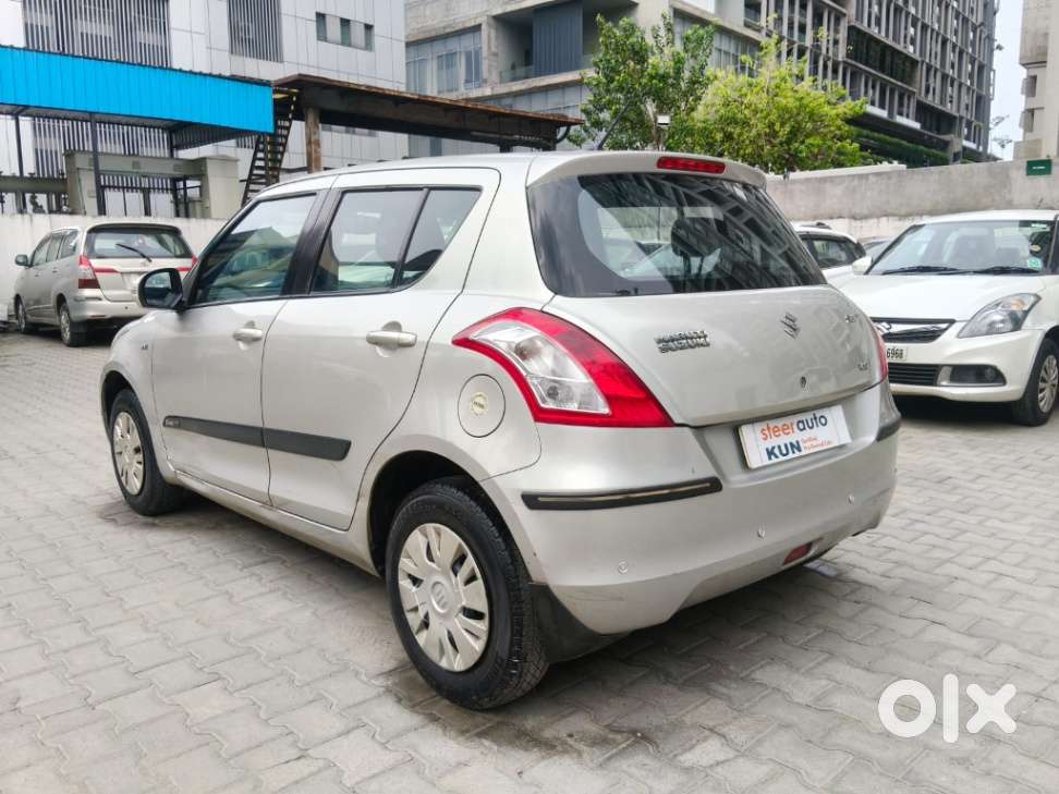 Maruti Suzuki Swift Vxi, 2012, Petrol