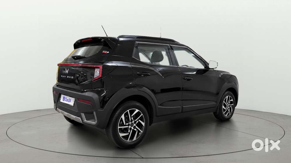Mahindra Xuv 3xo Ax5 1.5 Diesel Autoshift Plus, 2024, Diesel