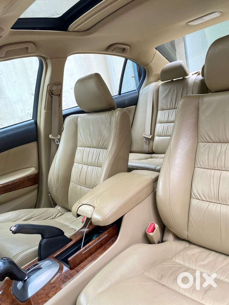 Honda Accord 2011 Petrol Well Maintained
