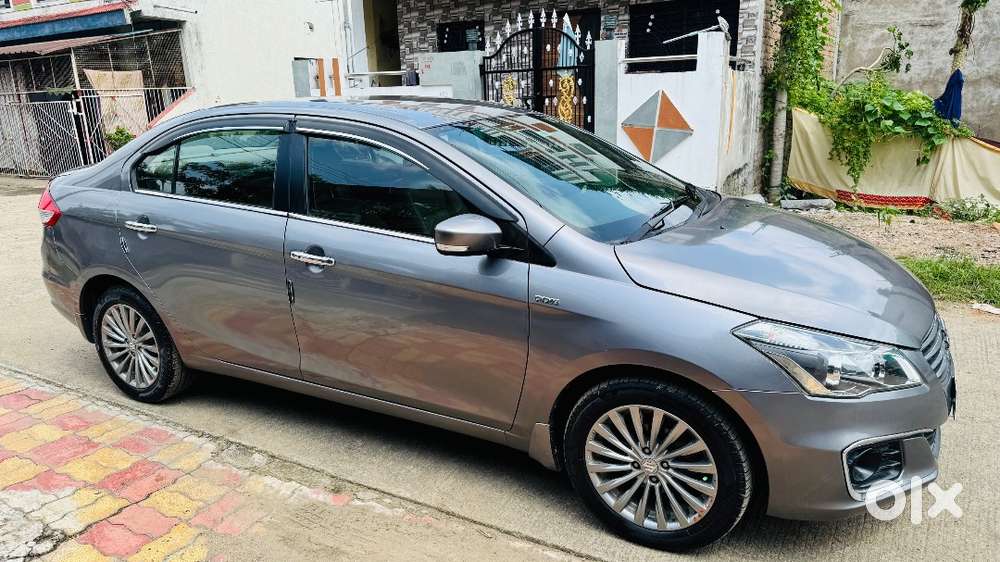 Maruti Suzuki Ciaz Alpha 1.3 Hybrid 2017