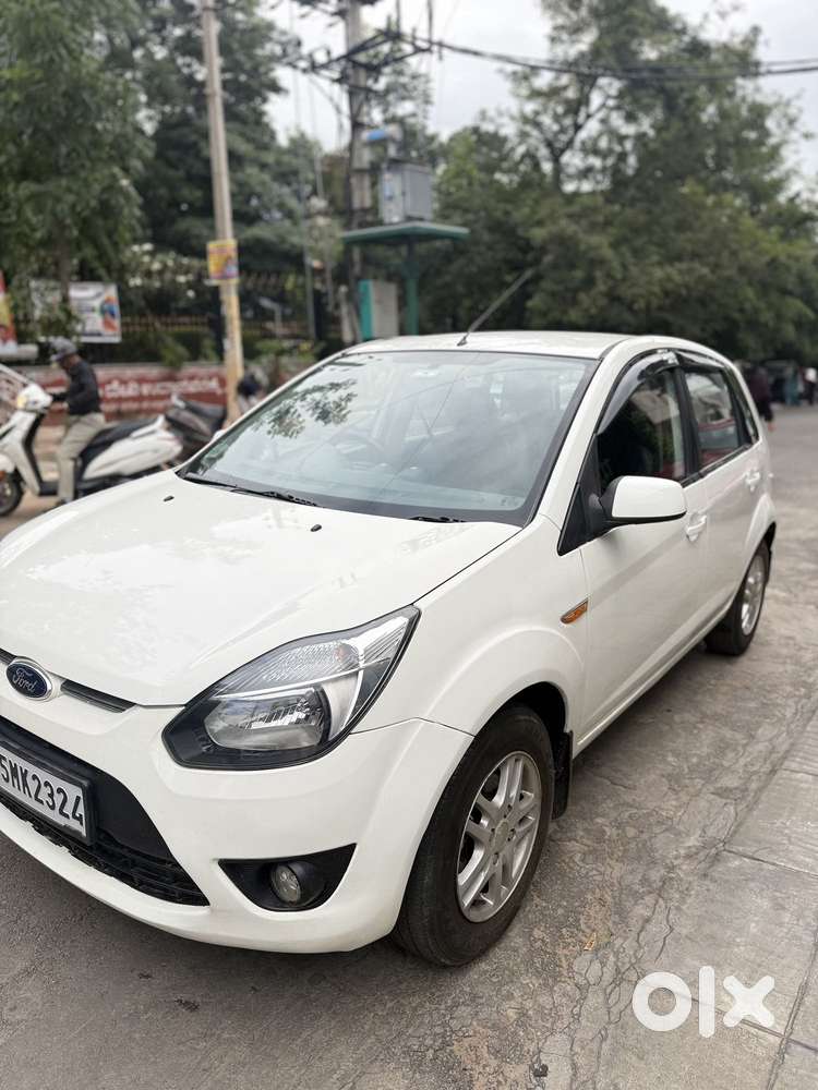 Ford Figo Diesel Titanium, 2011, Diesel