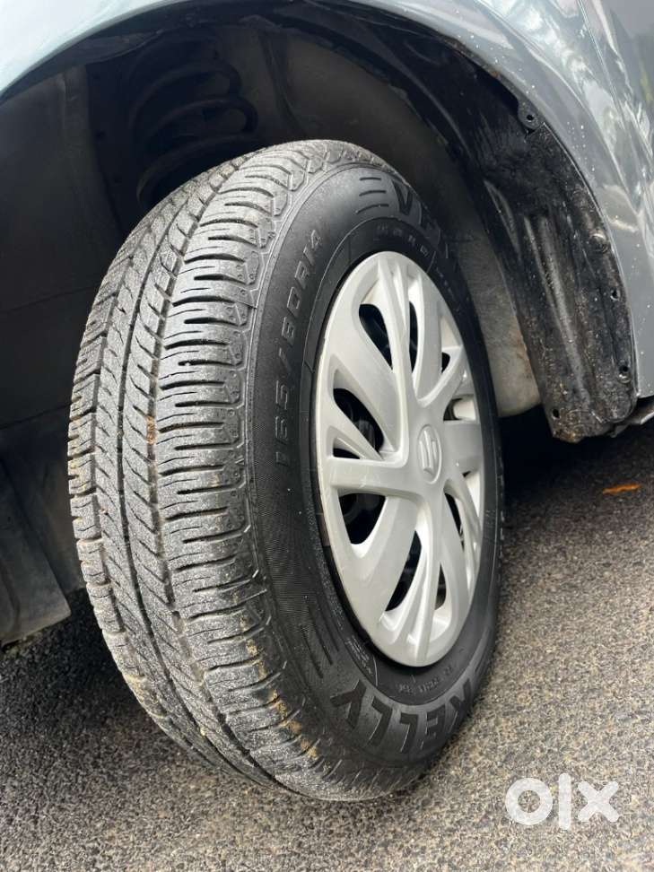 Maruti Suzuki Swift Vxi 1.2 Abs Bs-iv, 2011, Petrol