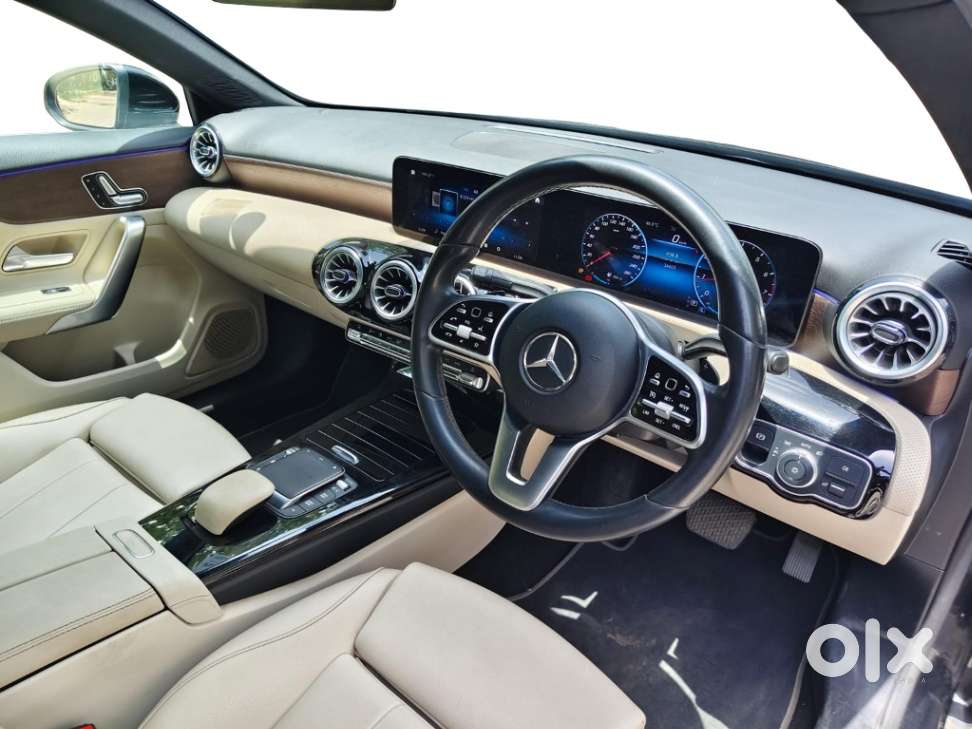 Mercedes-benz A-class Limousine 1.3 A 200, 2023, Petrol
