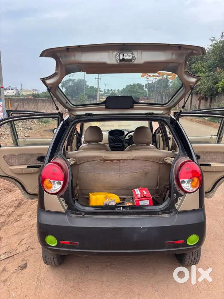 Chevrolet Spark 2011 Petrol 64000 Km Driven Well Maintained