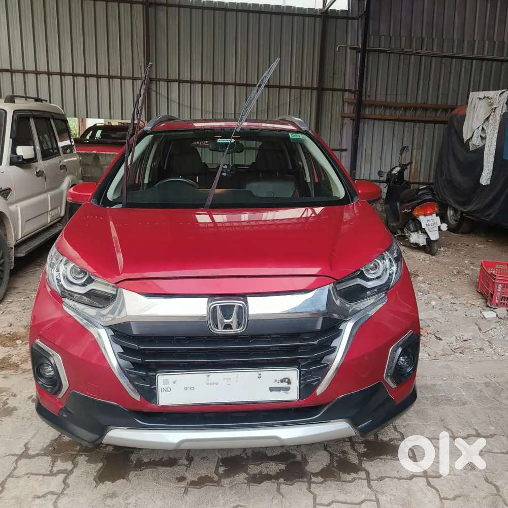 Honda Wr-v Vx Petrol – 2022 – Radiant Red Metallic – Top Model