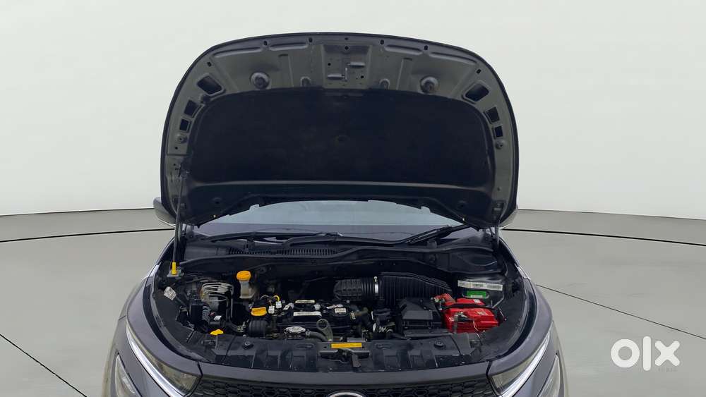 Tata Altroz 1.2 Xza Plus, 2022, Petrol