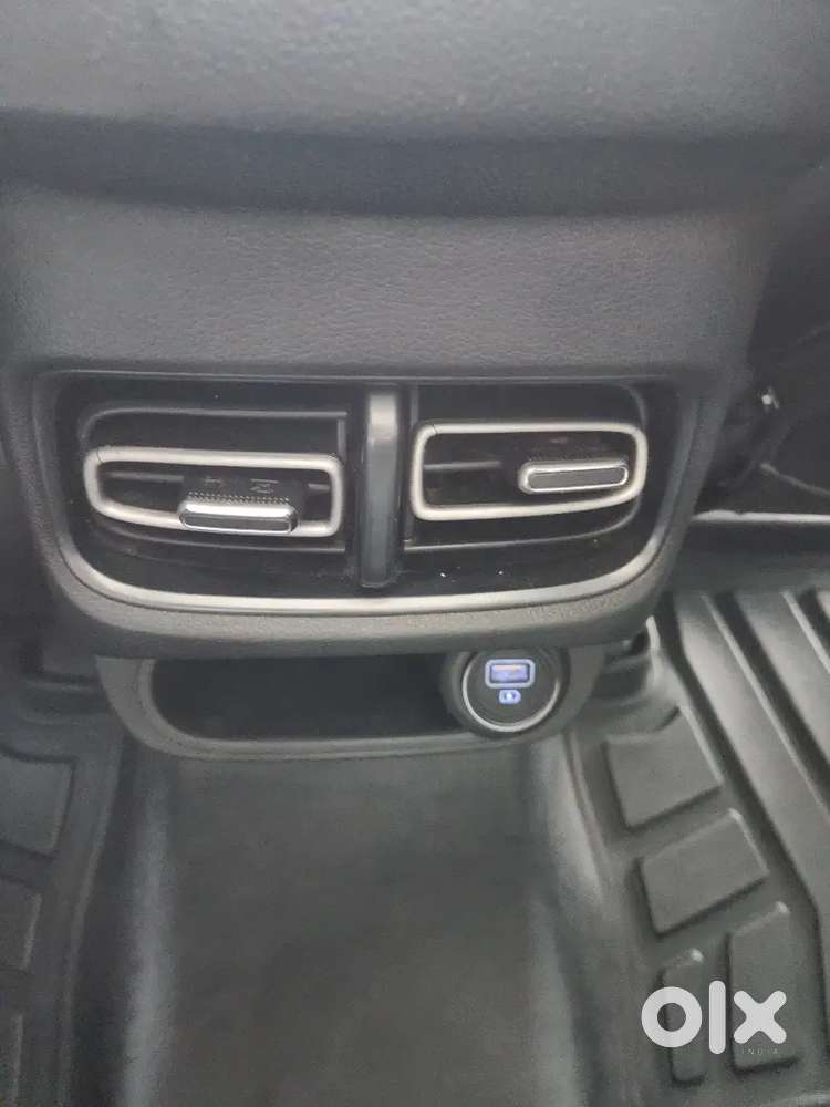 Hyundai Creta Facelift 2022 Petrol Well Maintained