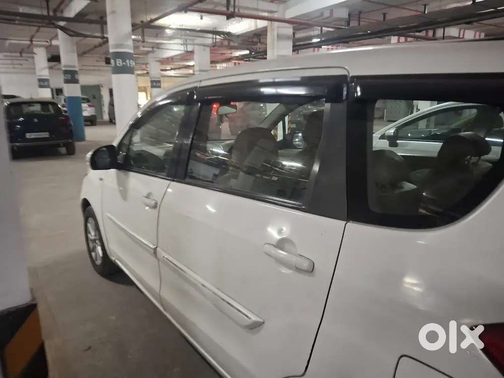 Maruti Suzuki Ertiga 2014 Diesel 198000 Km Driven
