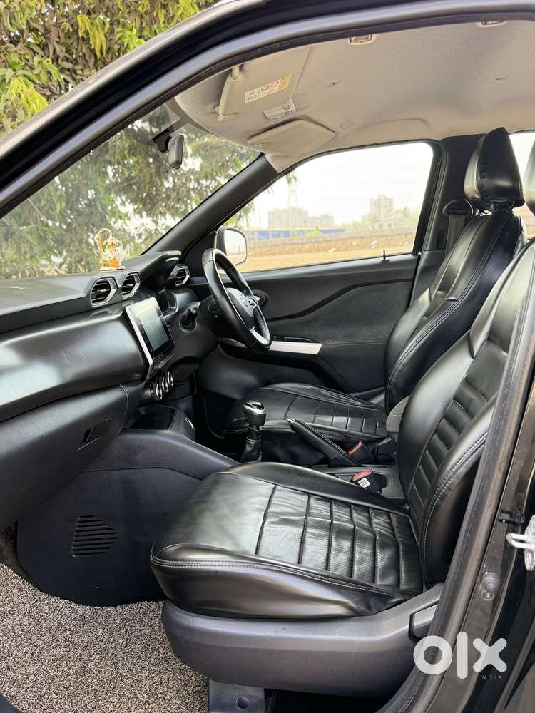 Nissan Magnite 1.0 Xv Premium, 2021, Petrol