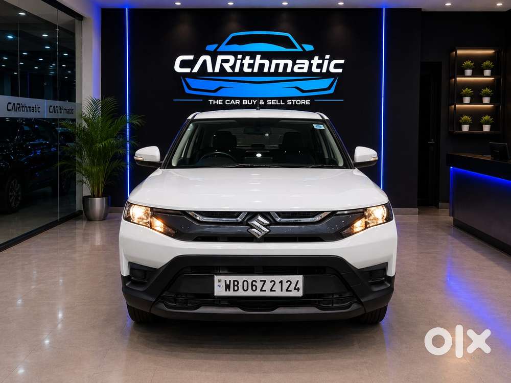 Maruti Suzuki Brezza 1.5 Vxi At Smart Hybrid, 2023, Petrol
