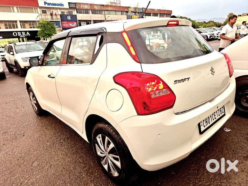 Maruti Suzuki Swift Vvt Vxi, 2021, Petrol