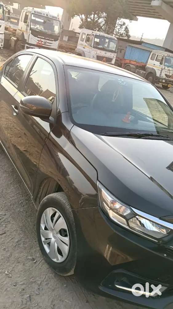 मुझे गाड़ी बेचनी है