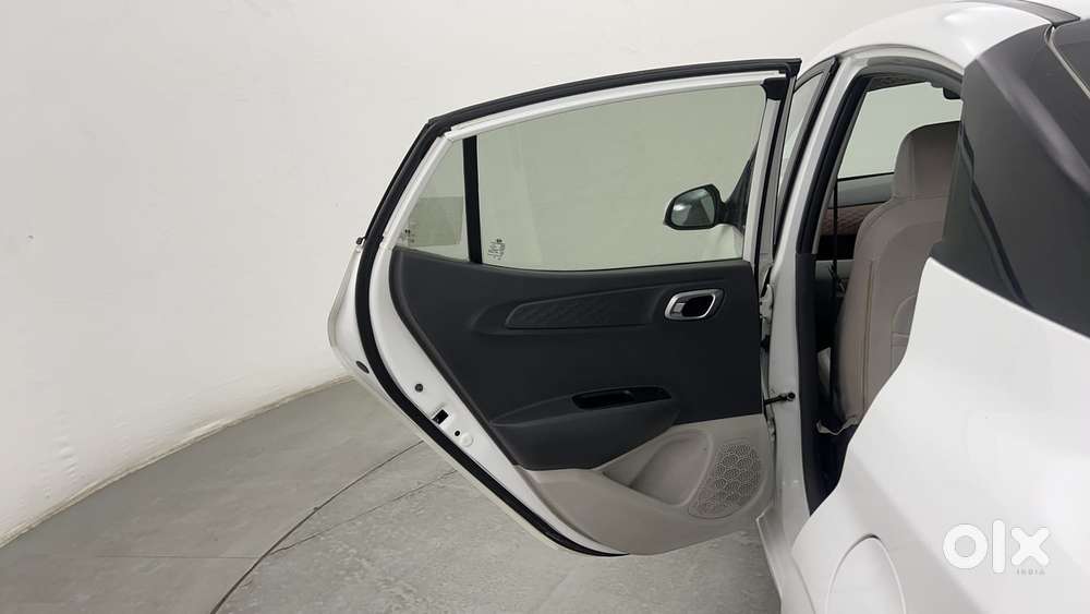 Hyundai Aura [2023-ongoing] 1.2 Sx Plus Petrol Amt, 2022, Petrol