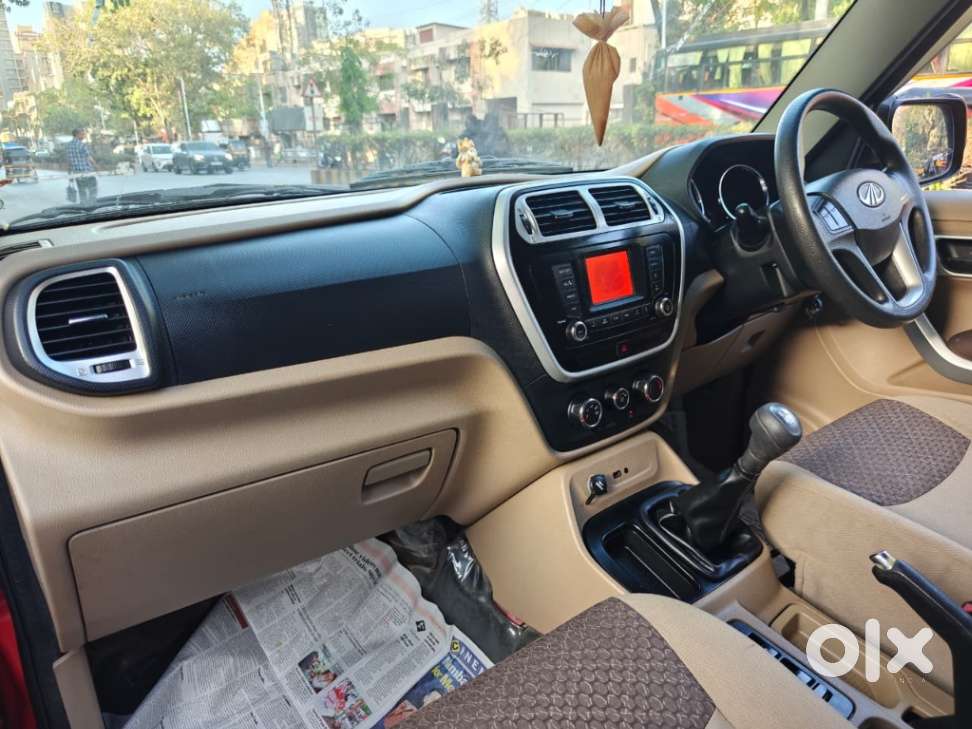 Mahindra Tuv 300 T8, 2016, Diesel