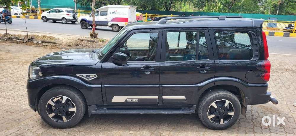 Mahindra Scorpio Classic 2.2 S 11 Mt 7 Str, 2023, Diesel