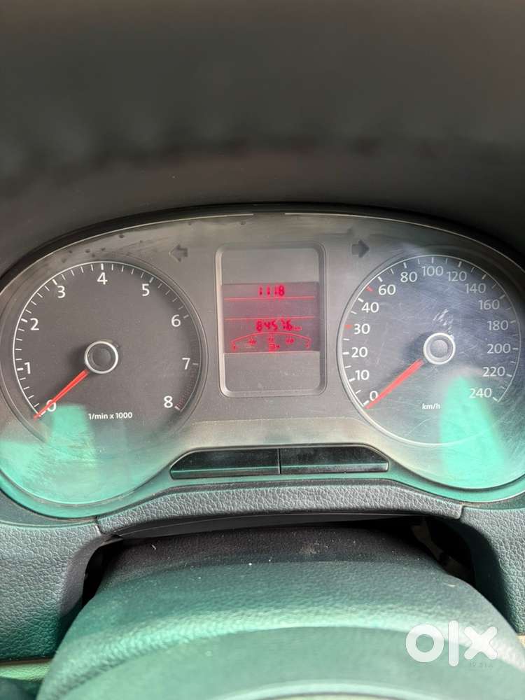 Volkswagen Polo 2012 Car