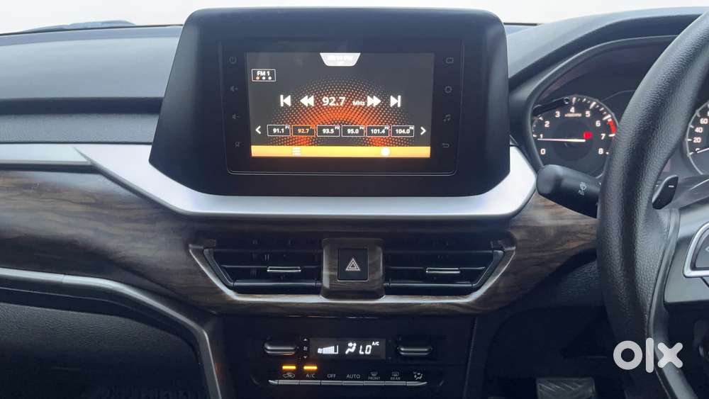 Maruti Suzuki Brezza Vxi At, 2025, Petrol