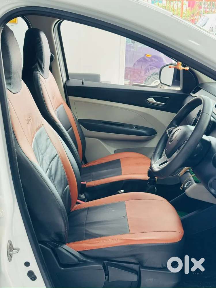 Renault Triber Rxz, 2022, Petrol