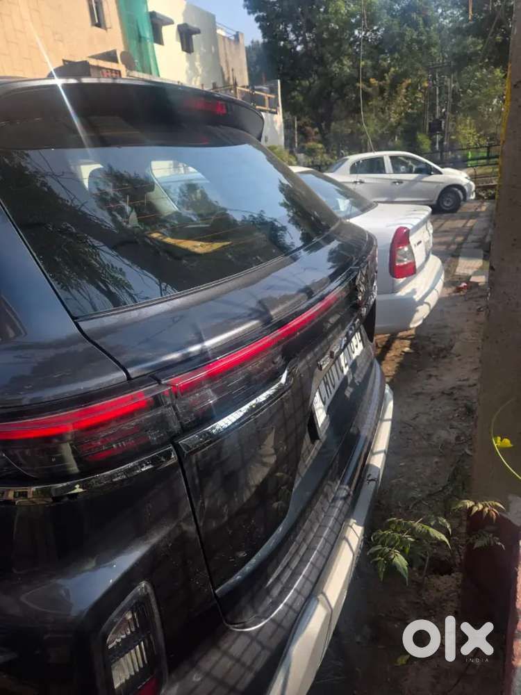 Maruti Suzuki Grand Vitara 2025 - Hybrid Automatic