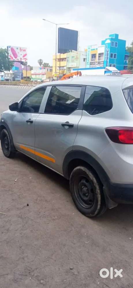 Renault Triber 2024 Petrol Well Maintained