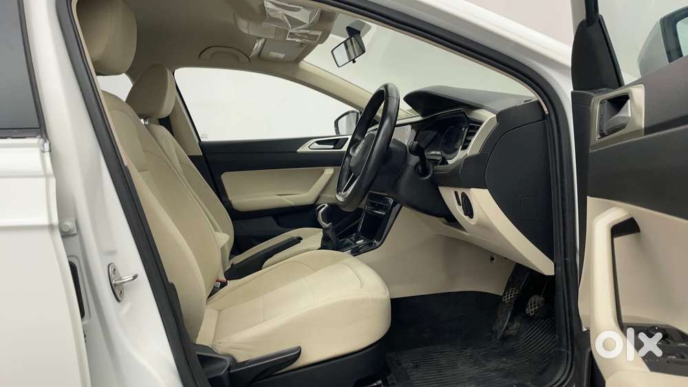 Volkswagen Virtus Highline Plus 1.0 Tsi At, 2023, Petrol