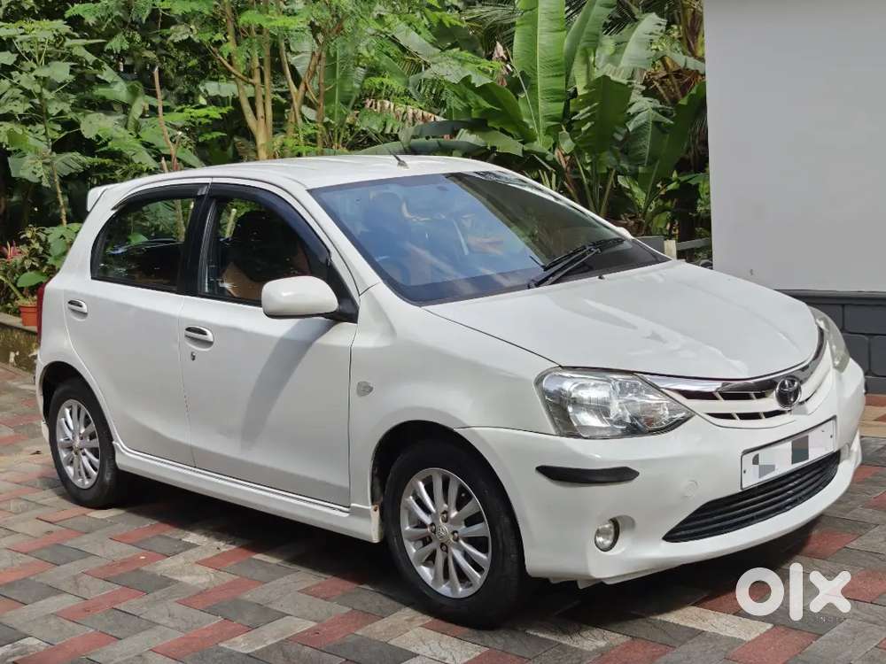 Toyota Etios Liva Vx (petrol)