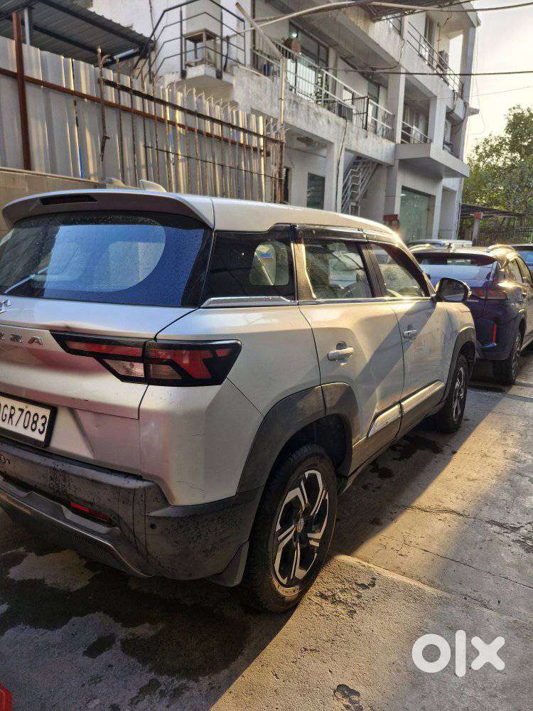 Maruti Suzuki Brezza 1.5 Lxi Cng, 2023, Cng & Hybrids