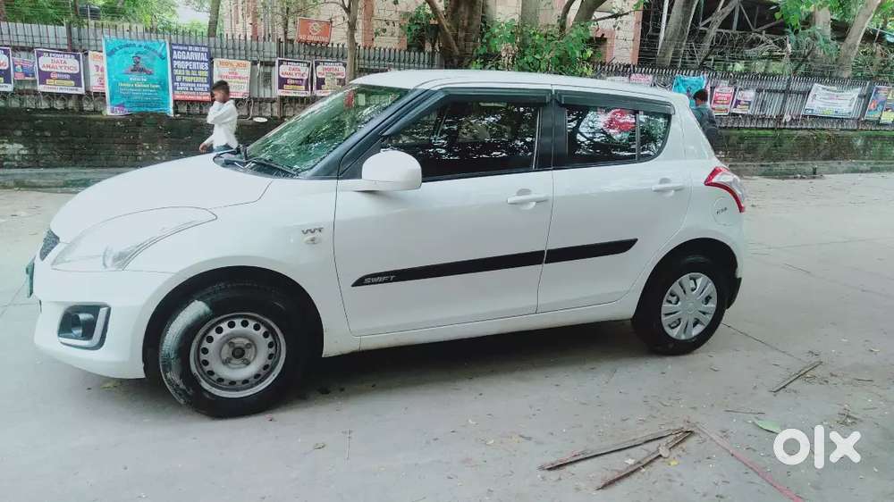 Maruti Suzuki Swift Lxi 2016