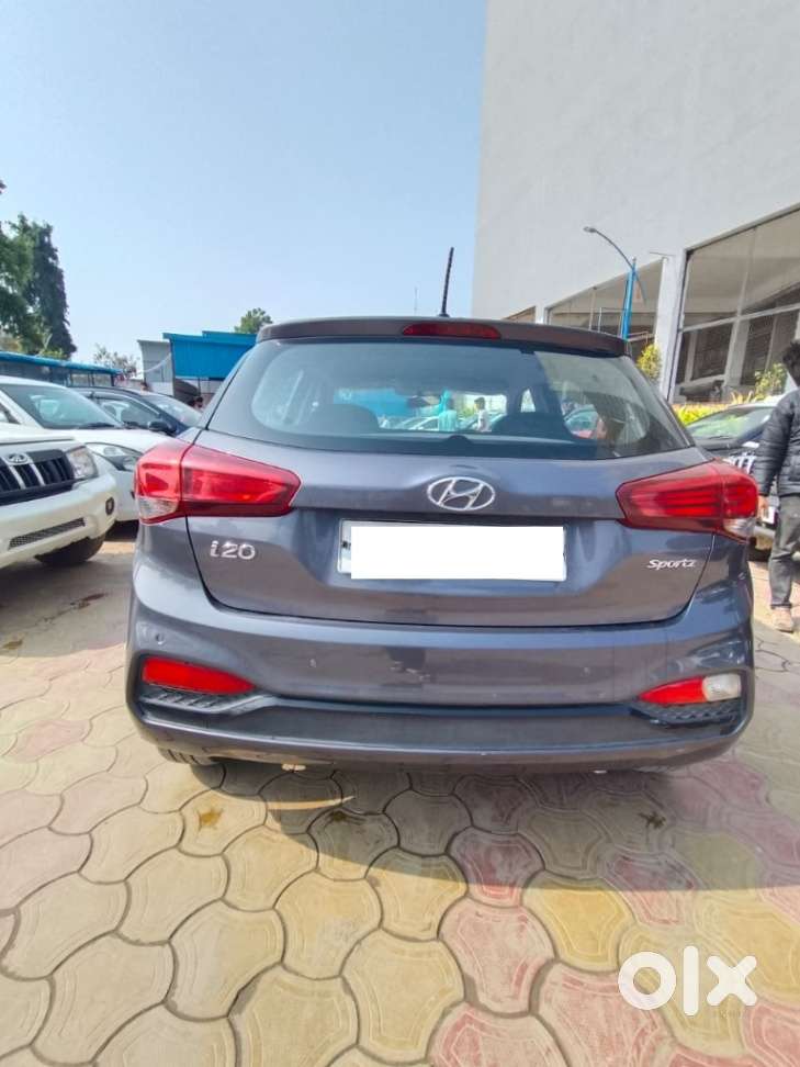 Hyundai I20 Sportz 1.2 Vtvt, 2020, Petrol