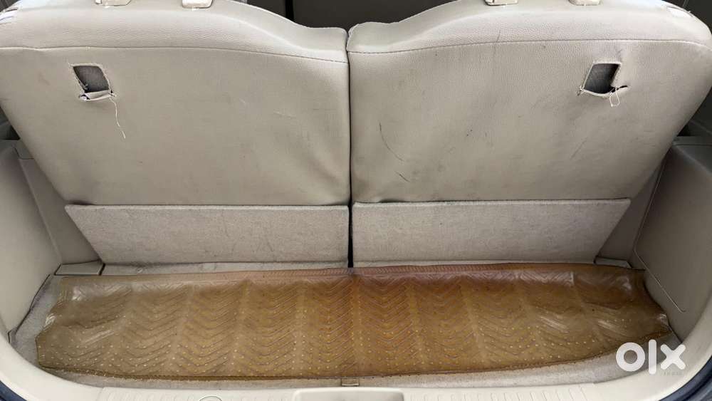 Maruti Suzuki Ertiga Zxi Plus Petrol, 2015, Petrol