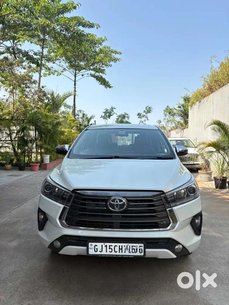 Toyota Innova Crysta 2018 Diesel Well Maintained