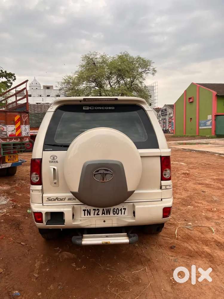 Tata Safari 2014 Diesel 100000 Km Driven