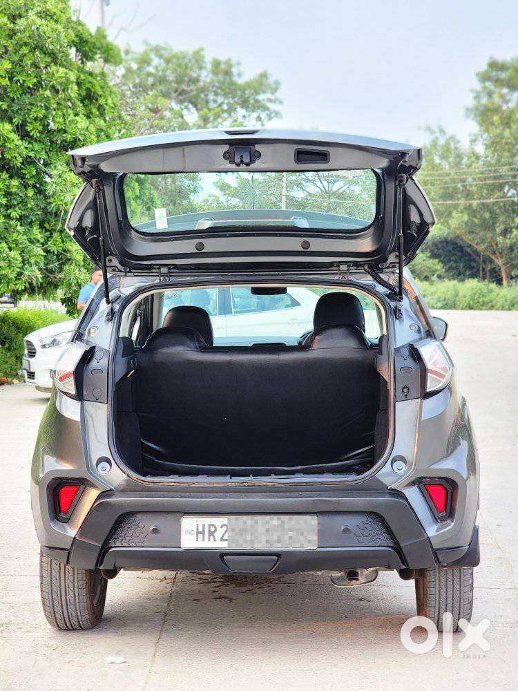 Tata Nexon 1.2 Revotron Xm (s), 2022, Petrol