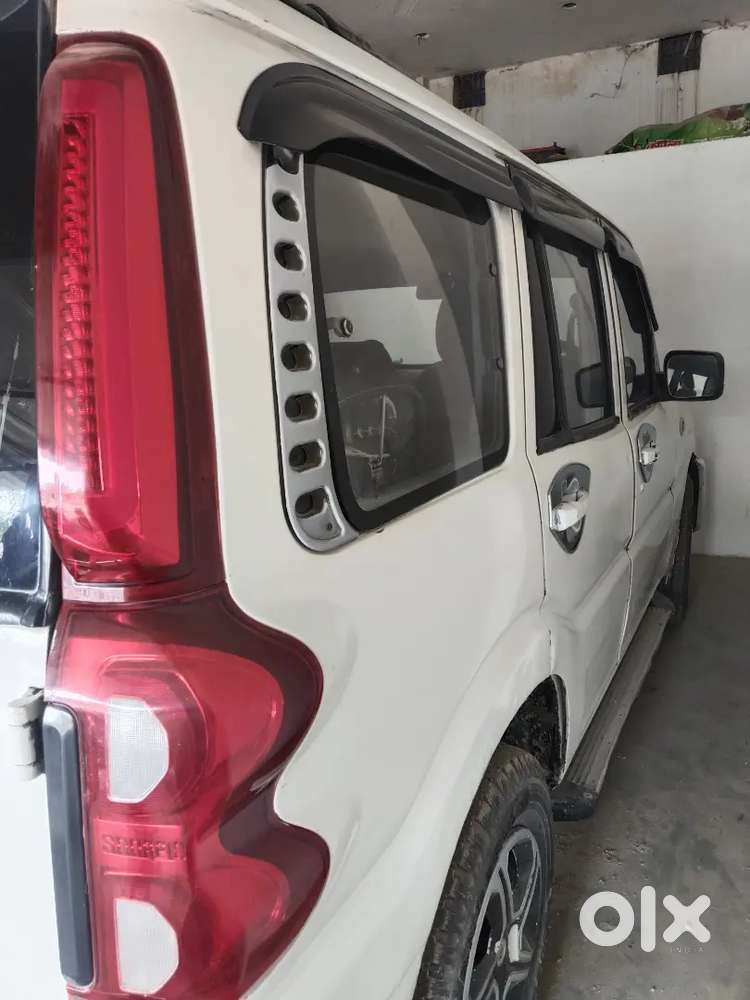 Mahindra Scorpio 2009 Diesel 100000 Km Driven