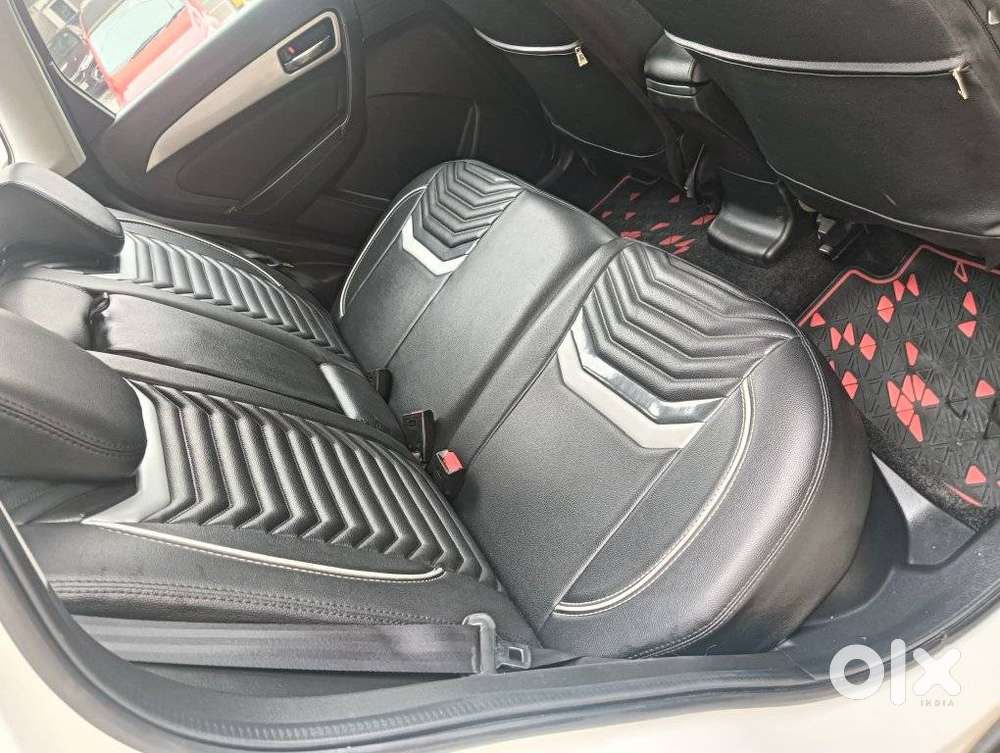 Maruti Suzuki Brezza 1.5 Zxi Smart Hybrid, 2022, Petrol