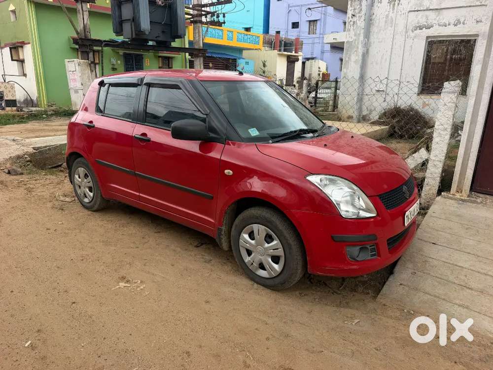 Maruti Suzuki Swift 2010