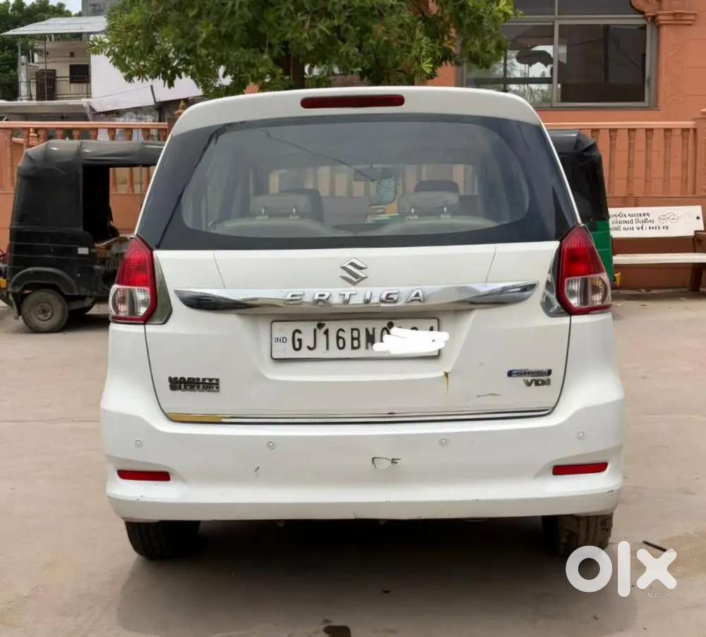Maruti Suzuki Ertiga 2016 Diesel 173099 Km Driven