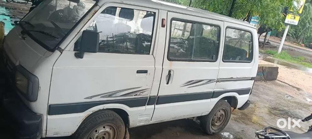 Maruti Suzuki Omni 2011 Petrol + Cng