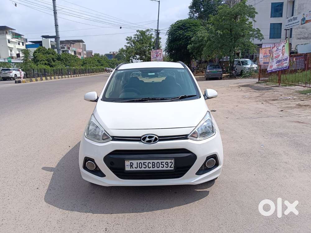 Hyundai Grand I10 Sportz 1.2 Kappa Vtvt, 2017, Petrol